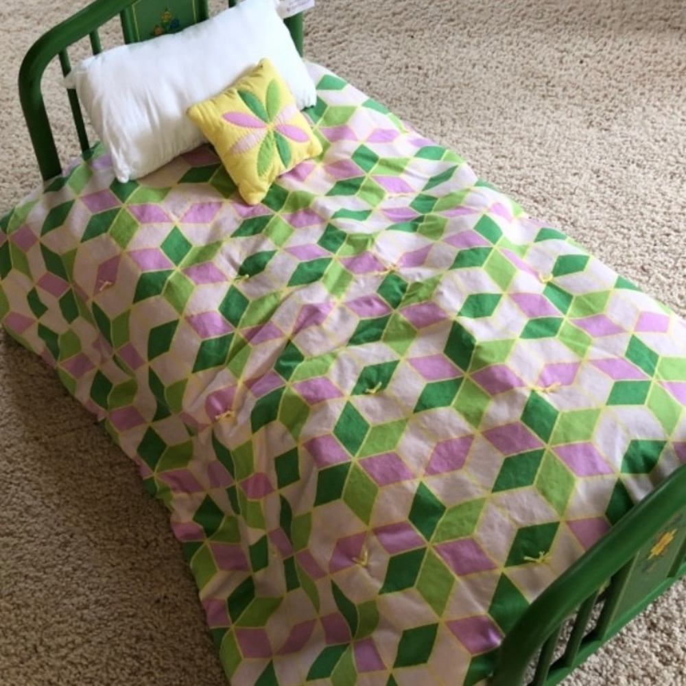 Kit’s Trundle Bed